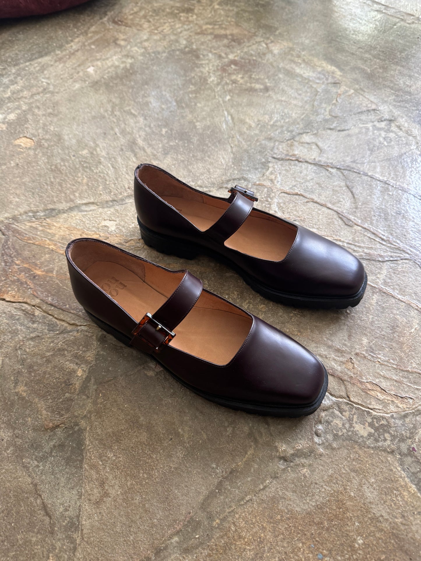 Uchi Flat in Tannat Size 40