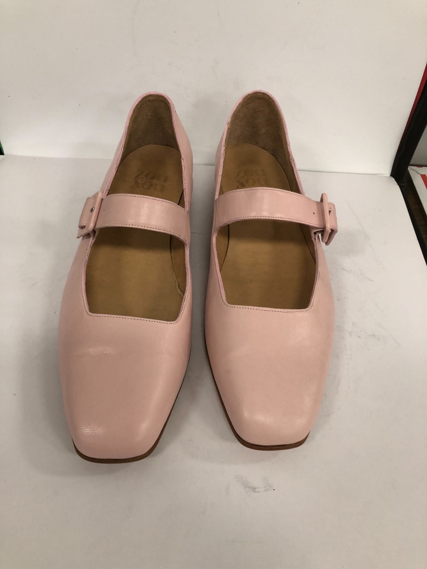 Eugenia in Pale Pink Size 41