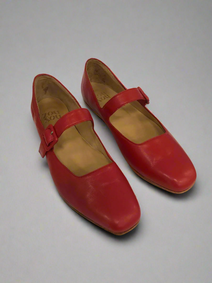 Eugenia in Cherry Size 40