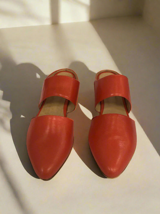 Mule in Tomato Size 40