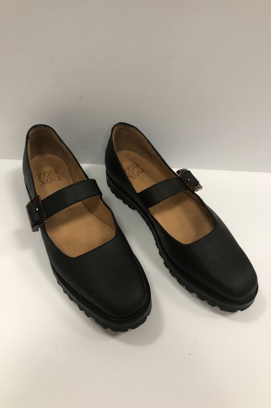 Uchi Flat in Matte Black Size 38