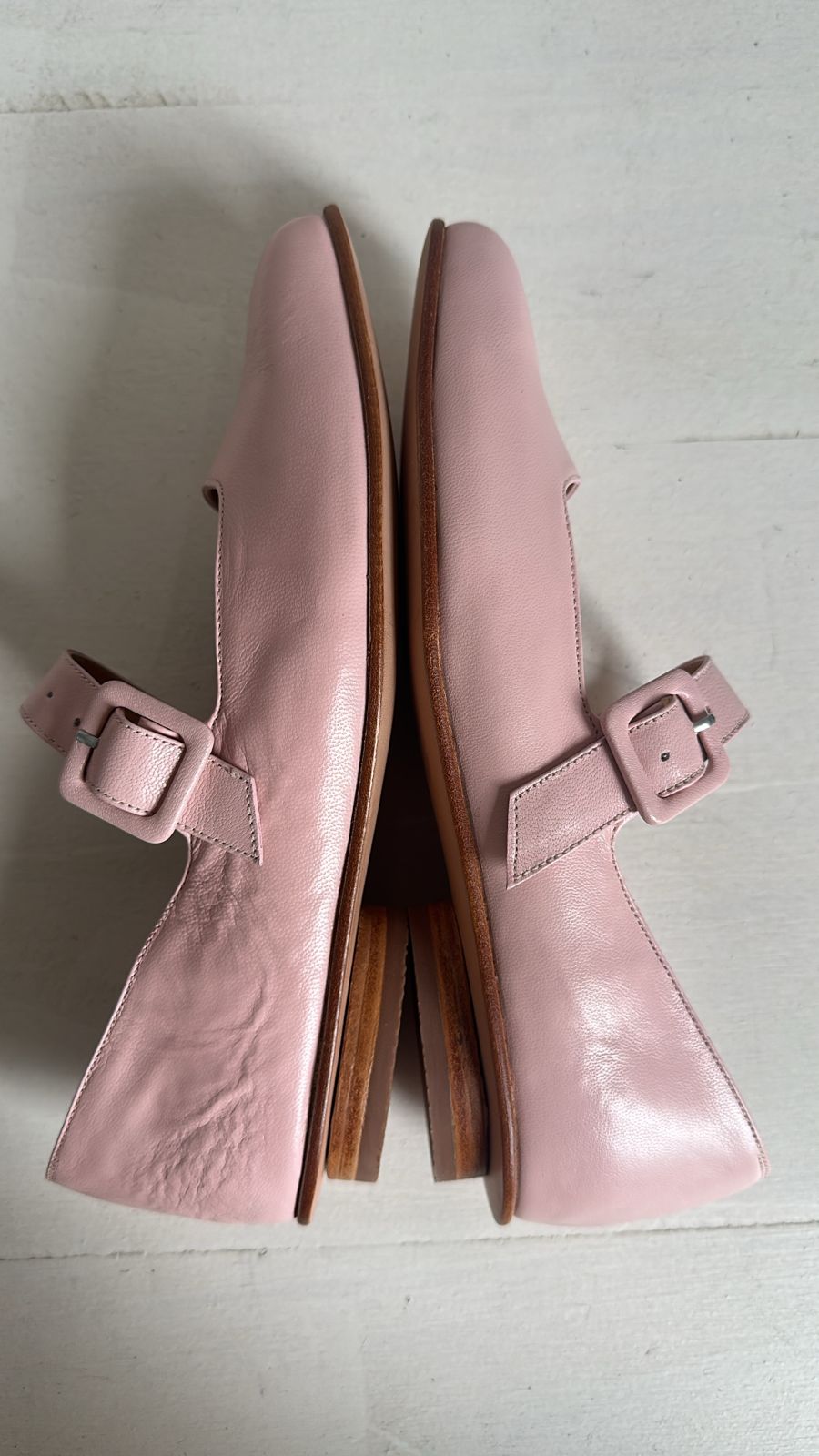 Eugenia in Pale Pink Size 37