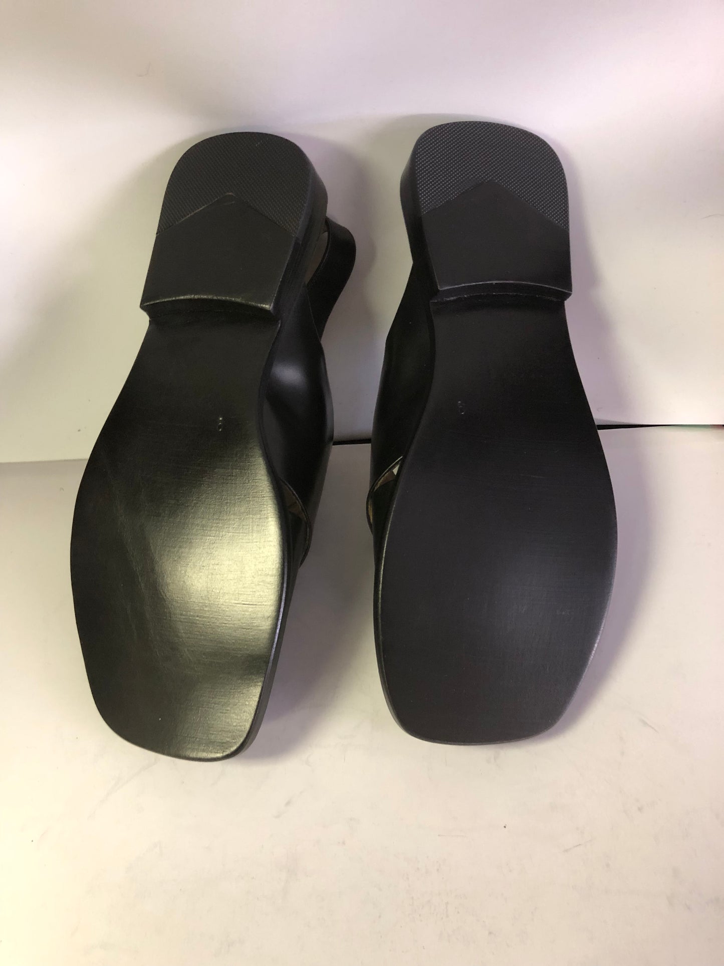 Mabel Sandal in Black Size 39