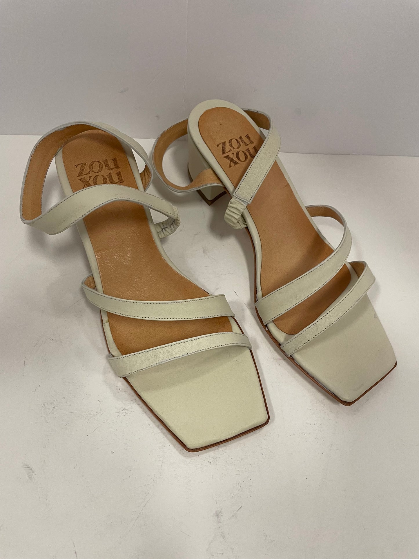 Delfina Sandal in Marfil Size 37.5