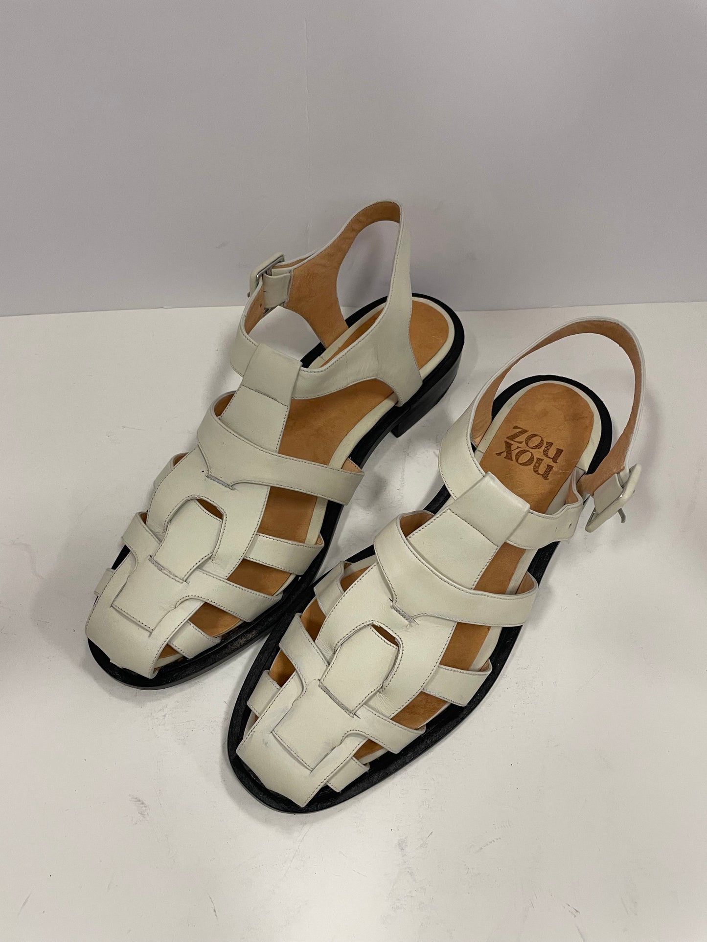 Franca Sandal in Marfil Size 39