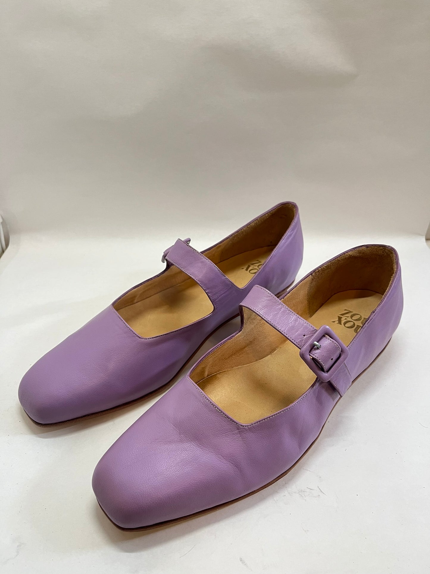 Eugenia Flat in Lilac Size 42