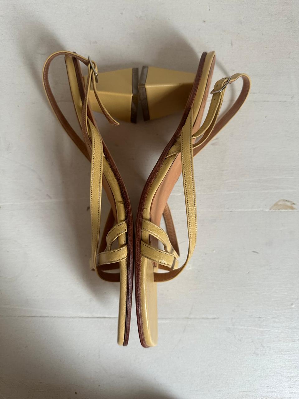 Luz in Manteca Size 40