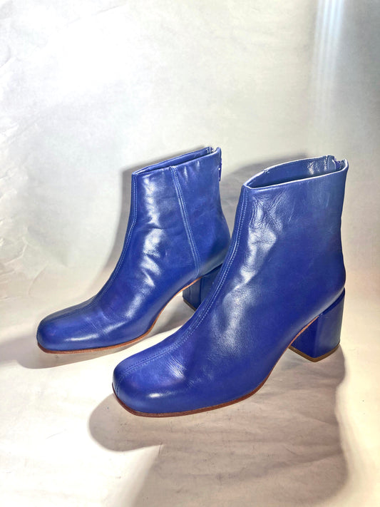 Beia Boot in Violet Size 38