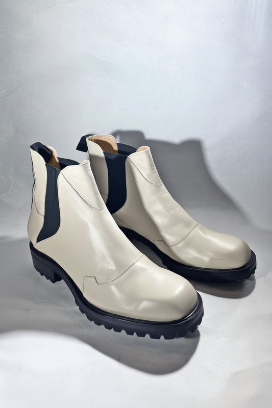 Nerea Boot in Marfil Size 38