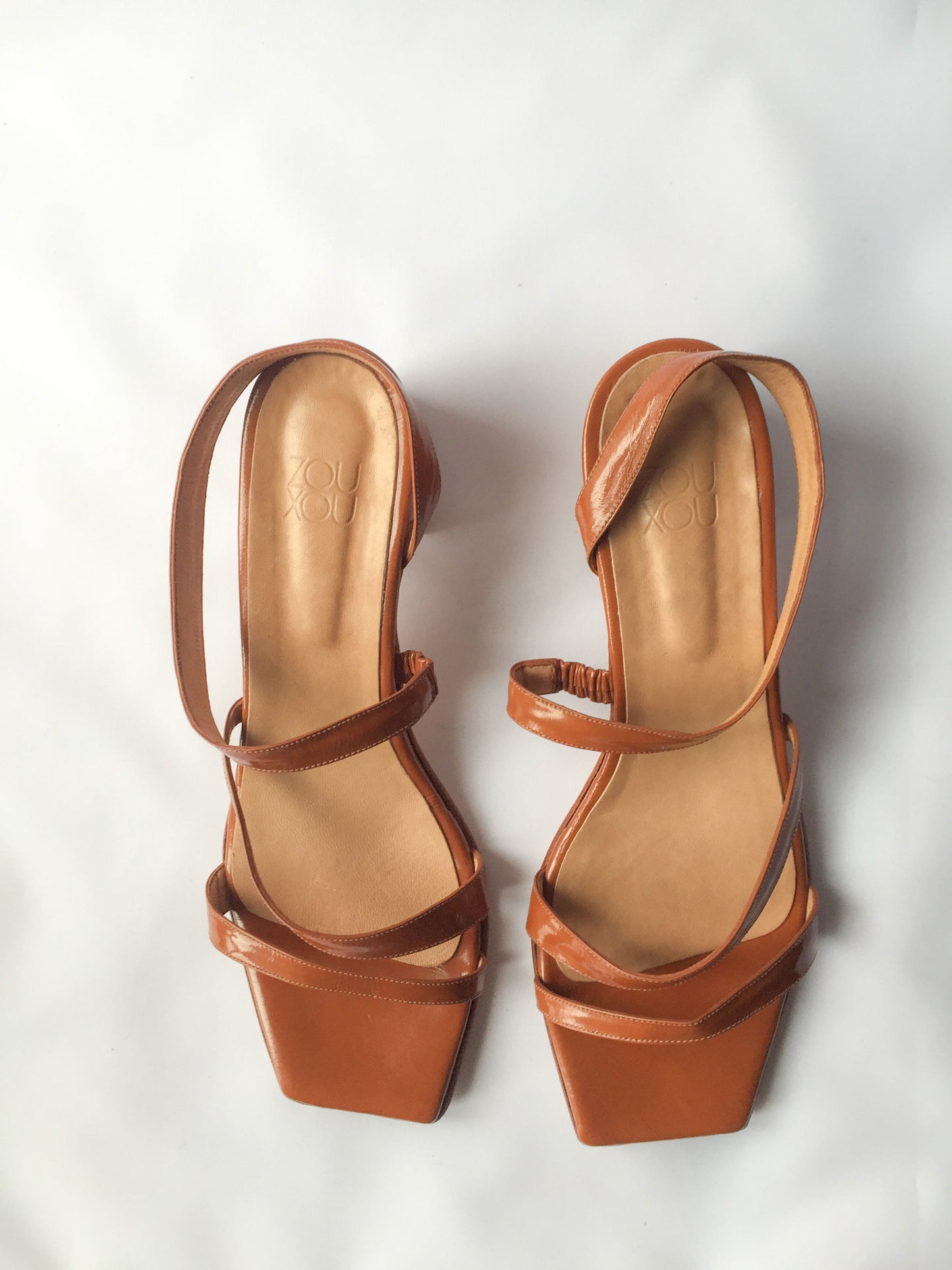 Delfina Sandal in Caramel Patent Size 41
