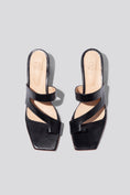 Una Thong Sandal in Black – ZOU XOU