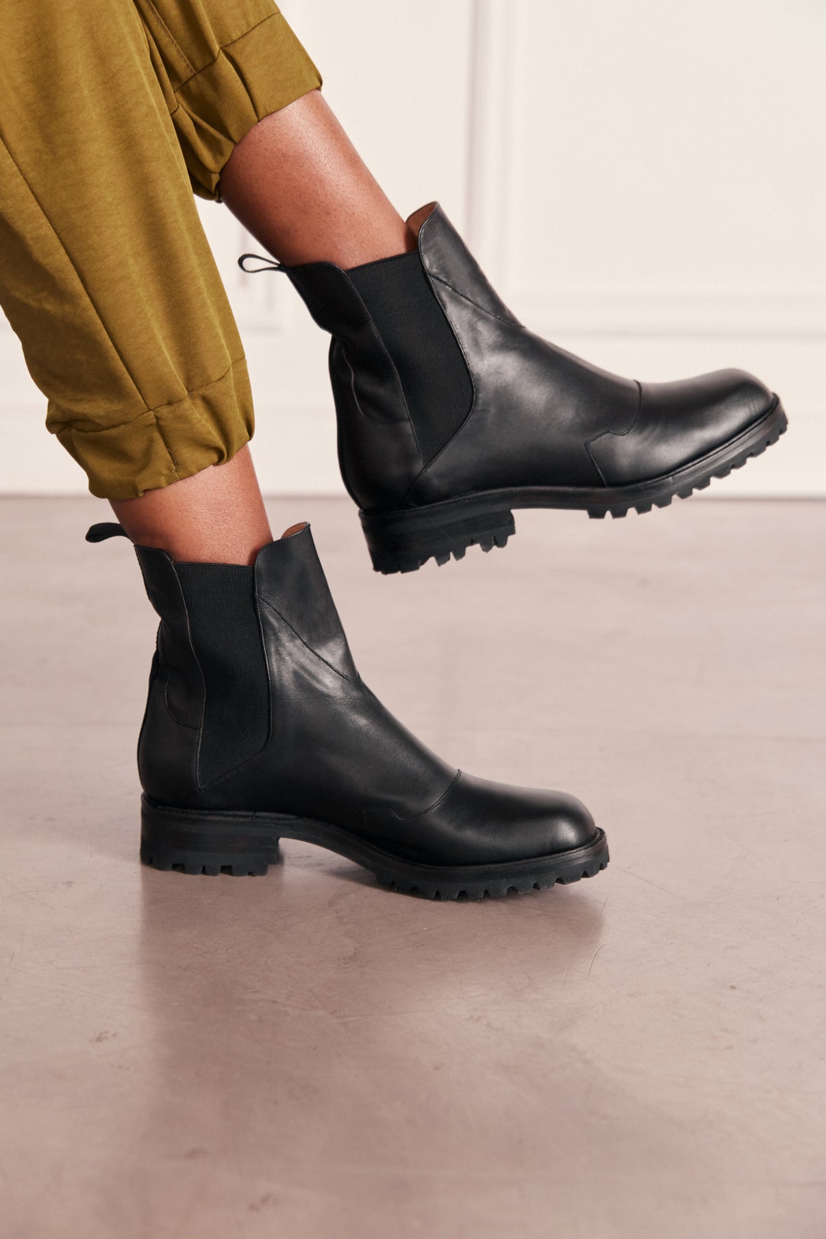 High Nerea Boot in Black ZOU XOU